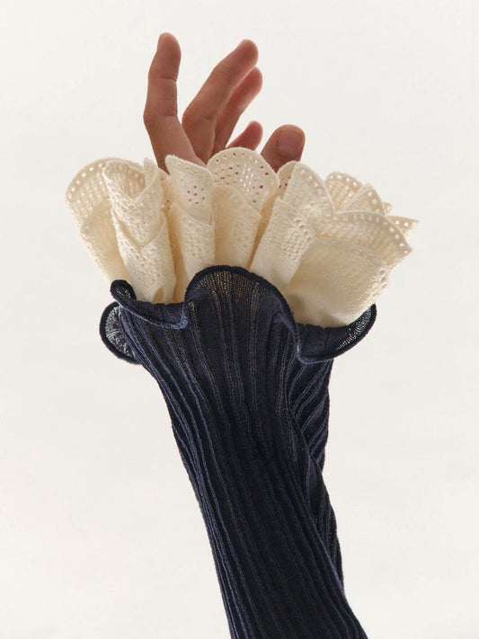 CLEA Embroidered Cuff Set in Ivory