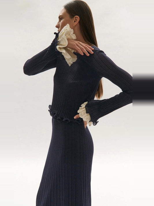 CLEA Felix Spiral Hem Knit Top in Navy