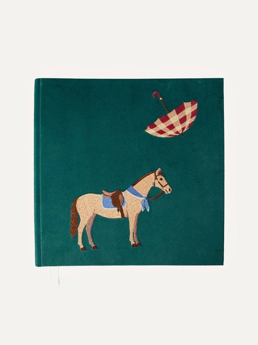MHSTUDIOS Cameron Album Horse Ride