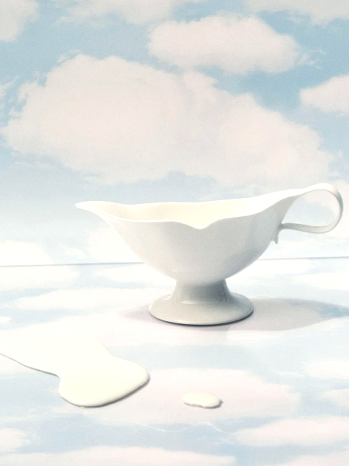 Les Objets Mouleversants White Gravy Lips Bowl